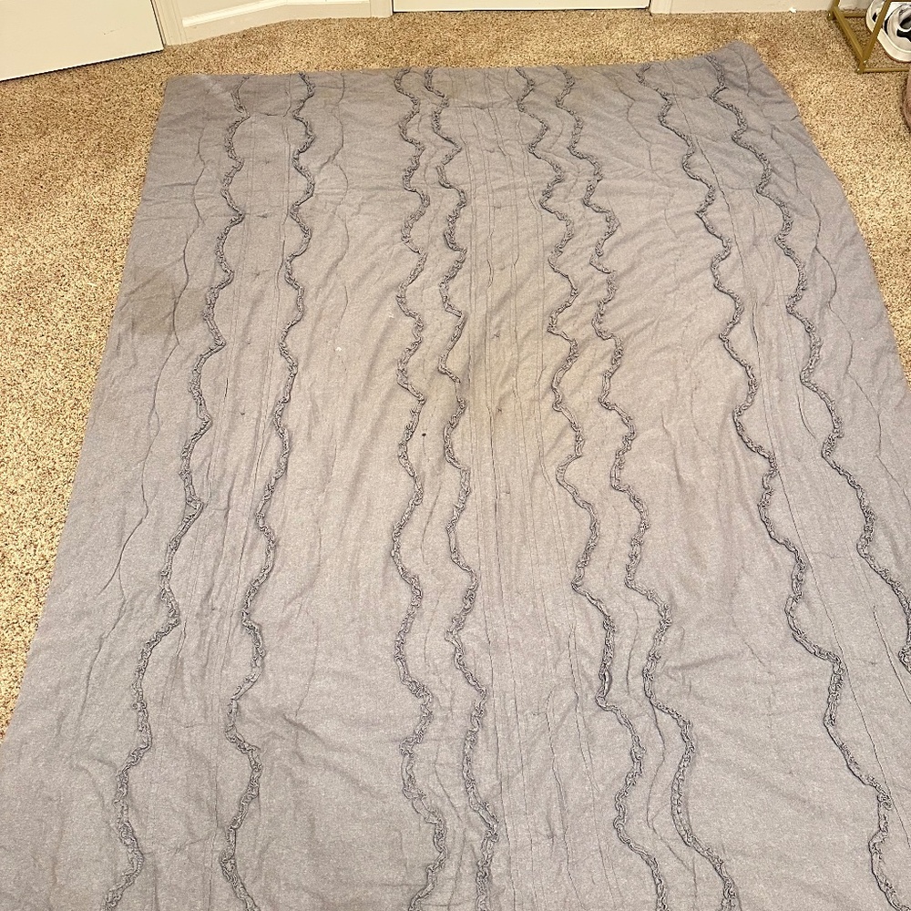 pottery barn kids twin sized ruffle grey comforter